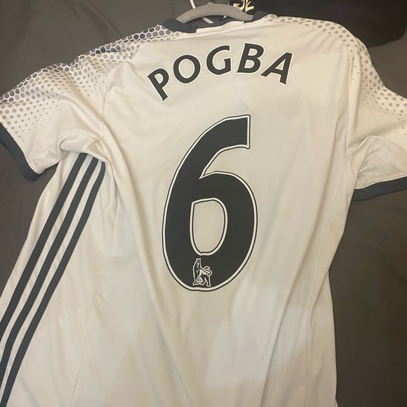 Paul Pogba Manchester United Jersey. Great Quality, only worn a few times. - Picture 2 of 2